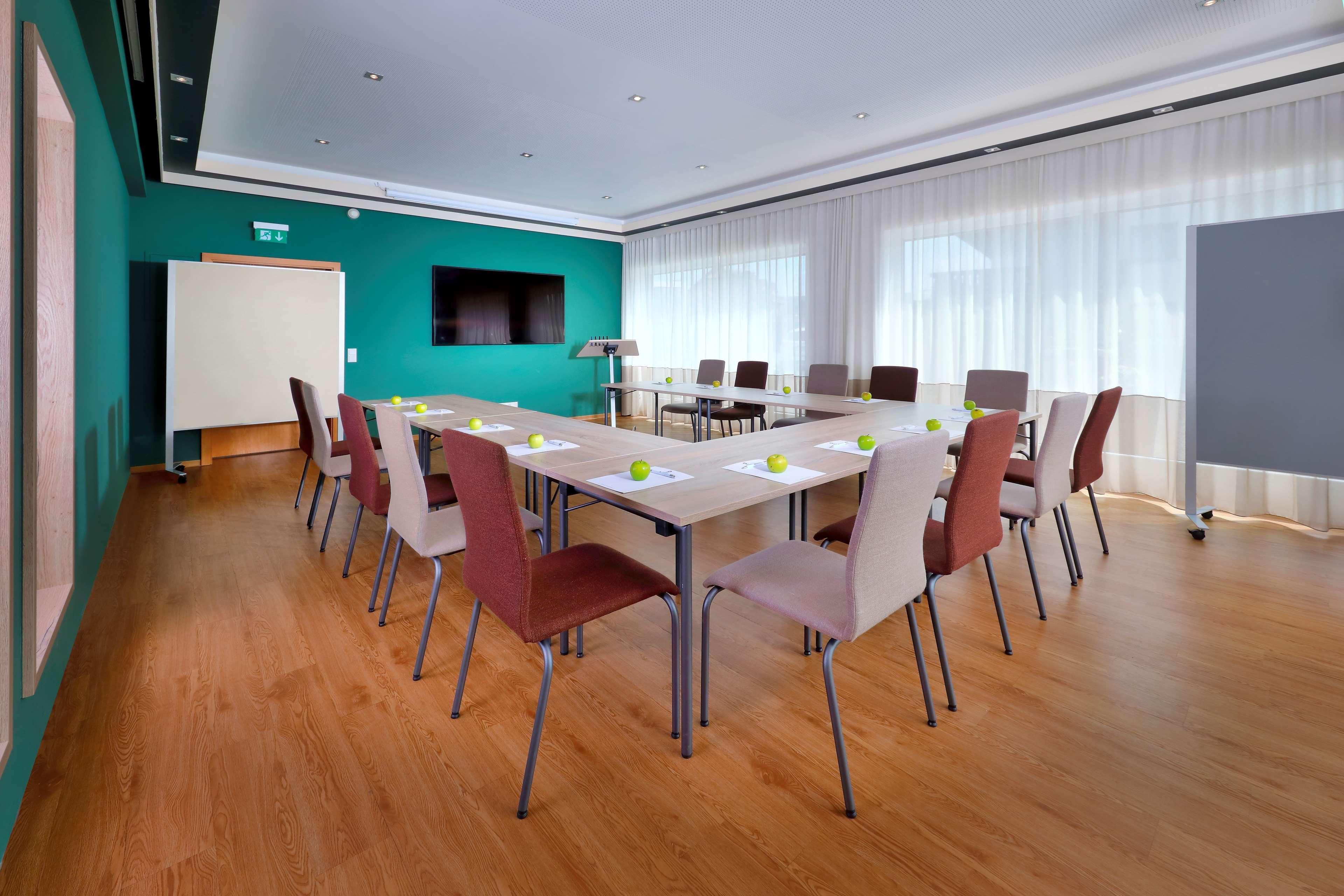 Best Western Plus Midland Suites Екстер'єр фото